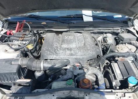 2008 Suzuki Grand Vitara Appearance/Appearance + z USA, uszkodzony, nr VIN JS3TE941484101053